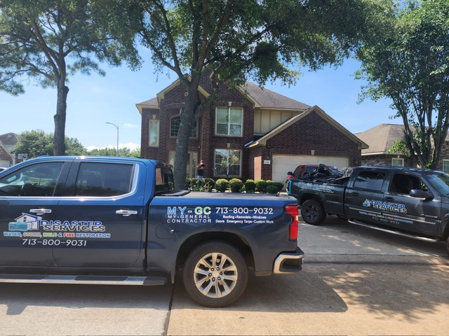 Restoring Houston, TX home after an upstairs bathroom water main leak