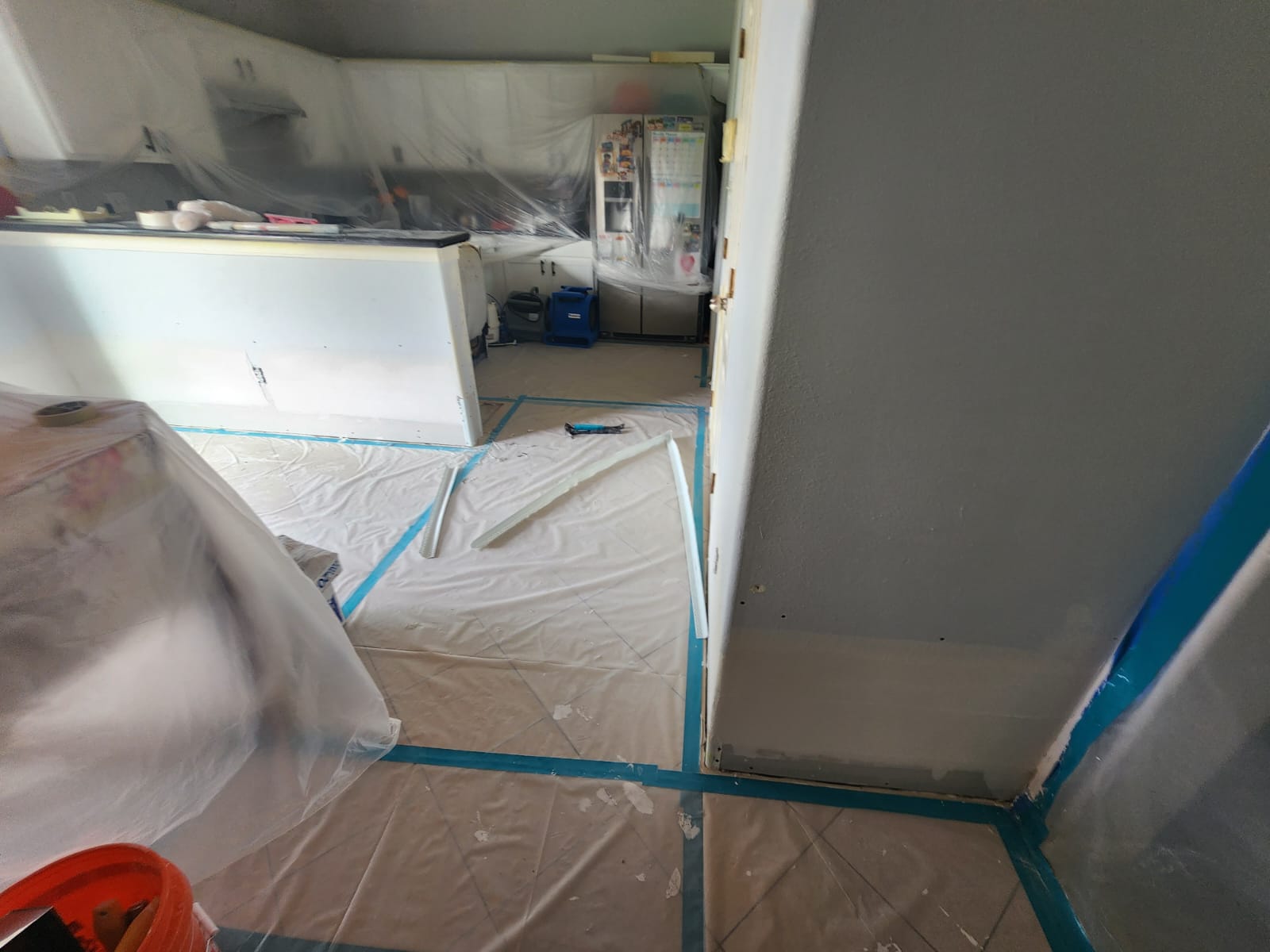 Restoring Houston, TX home after an upstairs bathroom water main leak