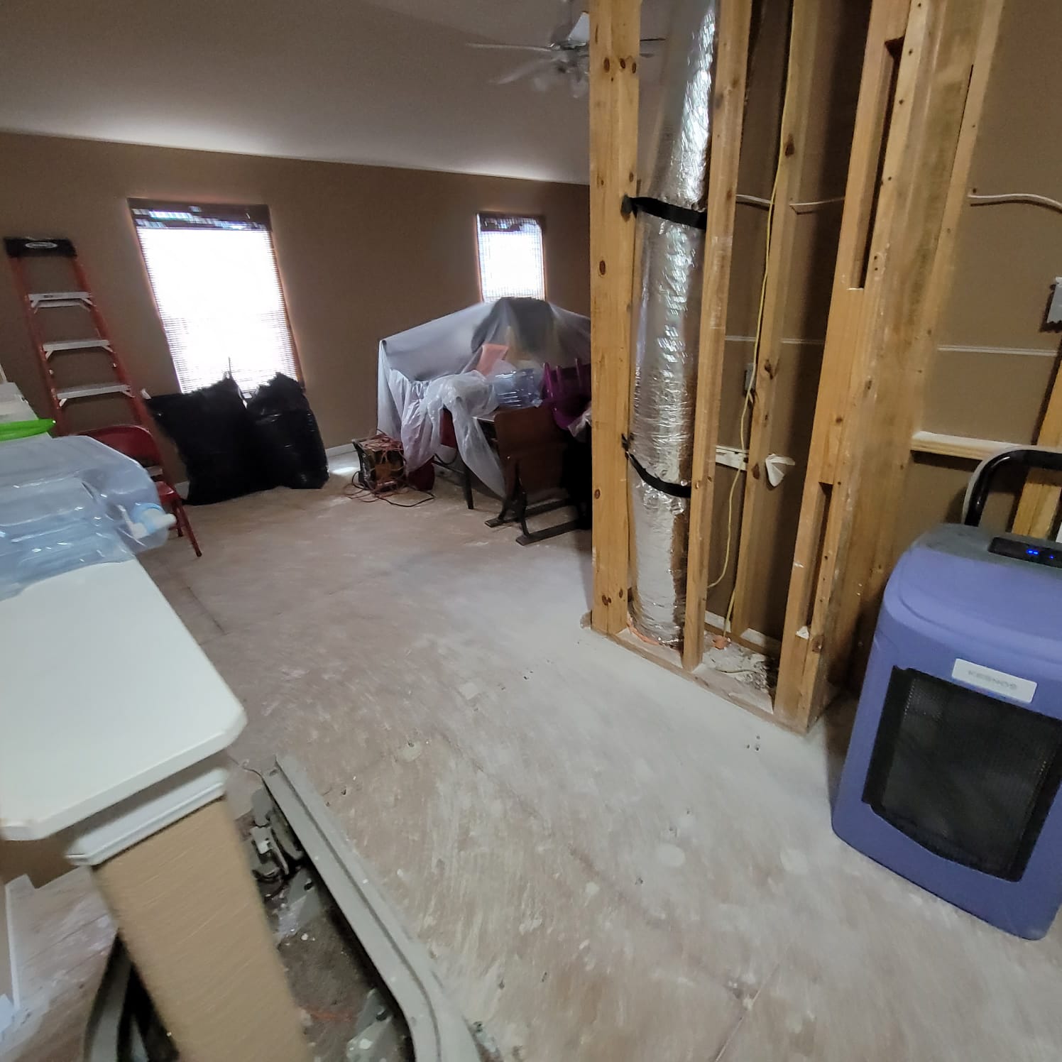 After an AC leak, we extracted all the water and moisture to dry out the property,‍ ran air movers and scrubbers, set containments as well as removed the damaged carpet and drywall