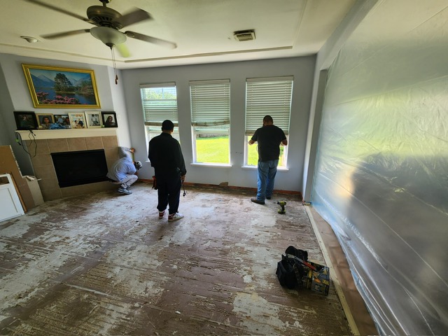 Restoring Houston, TX home after an upstairs bathroom water main leak