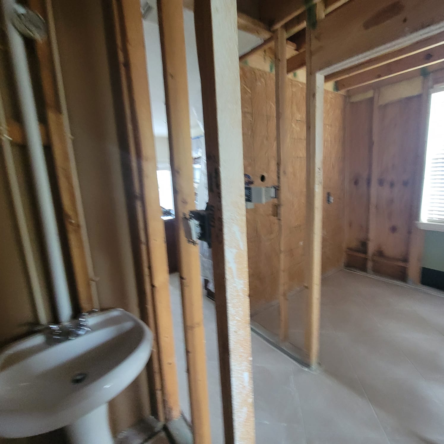 Water Damage Restoration of Upstairs Bathroom Leak in Houston, TX